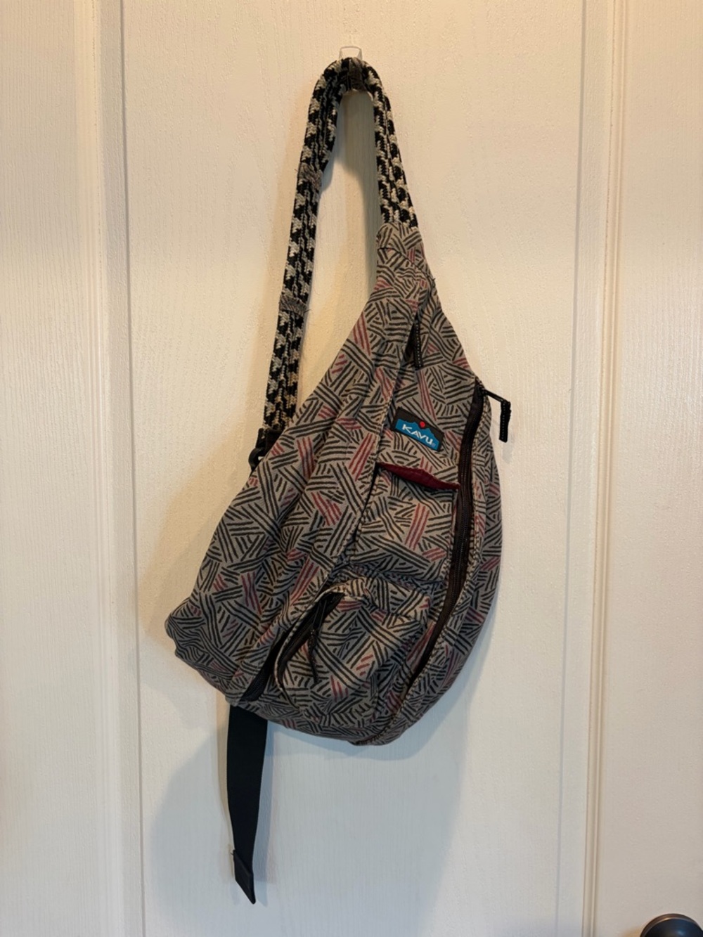 Kavu Sling Pack in Natural with Black & Red Brushstrokes (discontinued pattern)